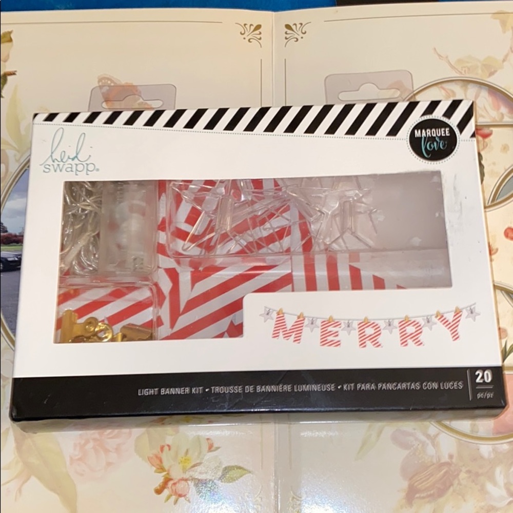 Heidi Swapp  - Christmas - Banner Kit 😍😍😍